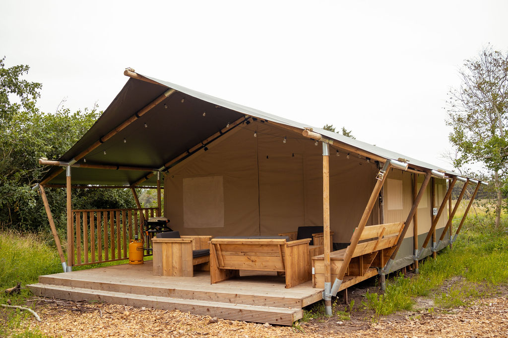 Loekken Klit Camping - Safari tent for 6 people including sanitary