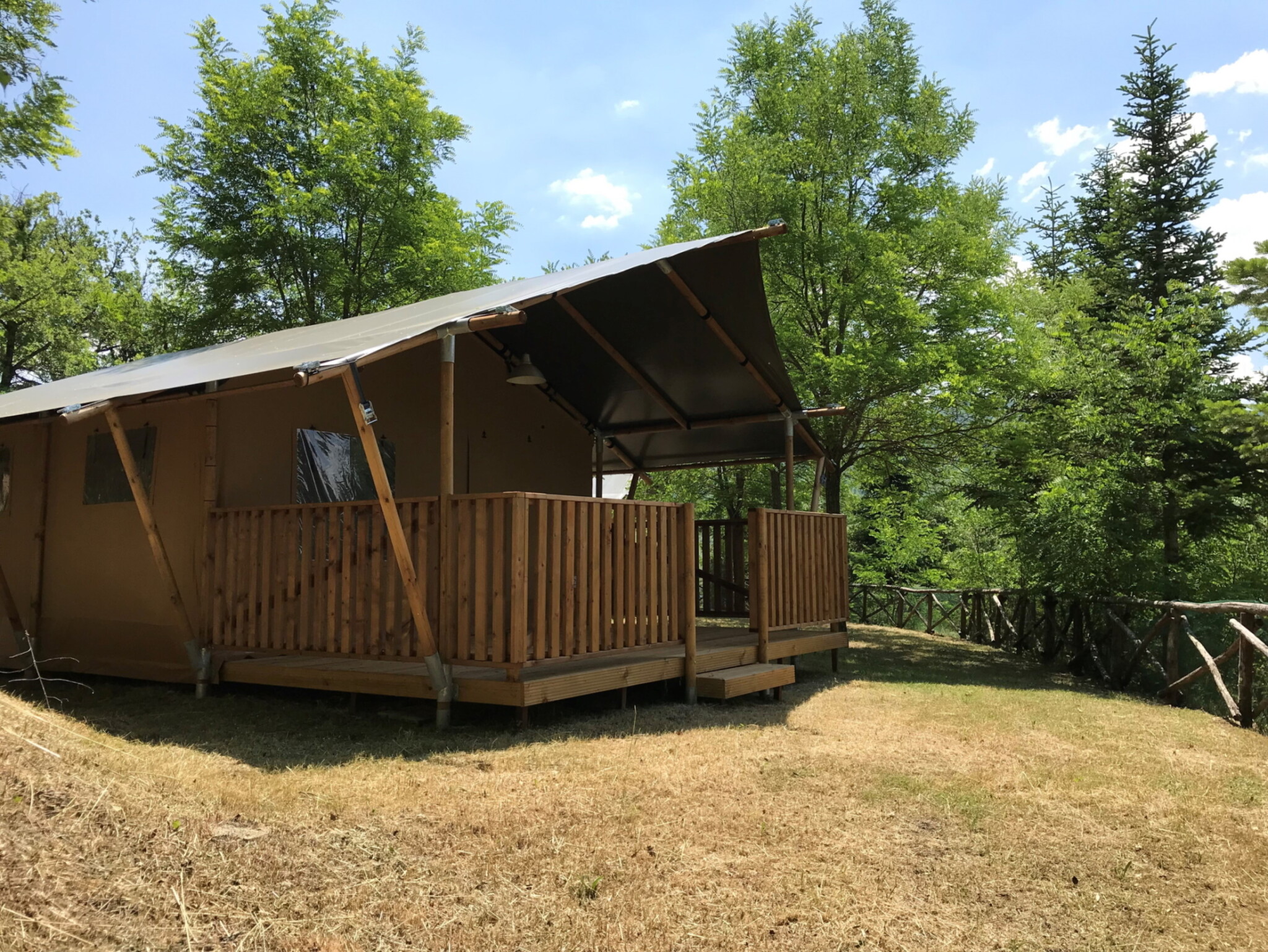 Camping Il Collaccio - Safaritent 4 personen incl. sanitair