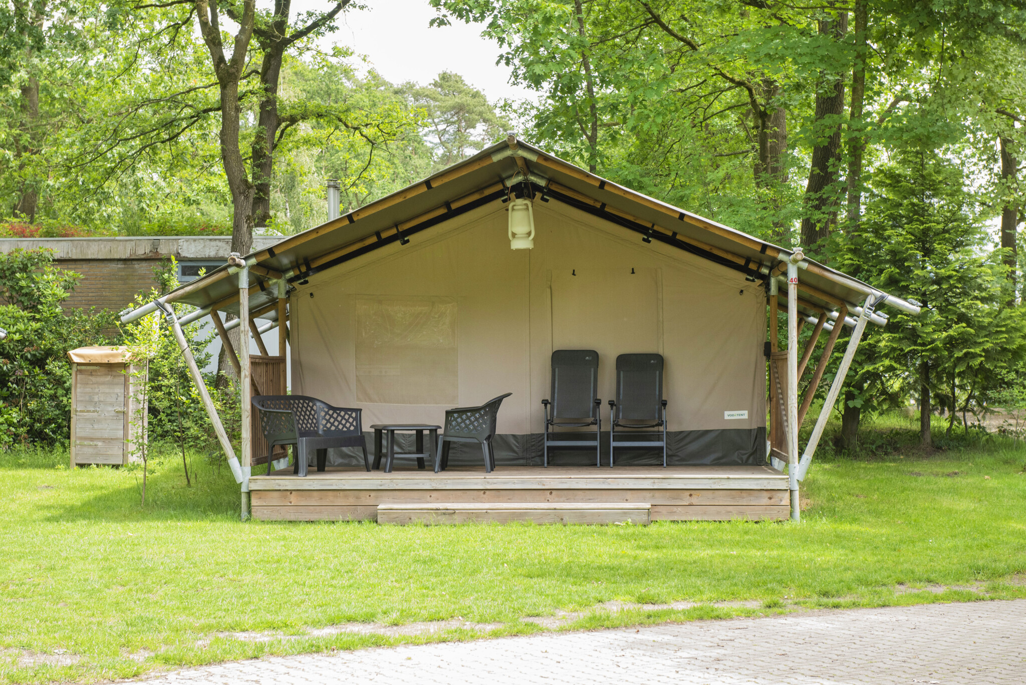 Camping de Haer - Safari tent for 6 people including sanitary facilities