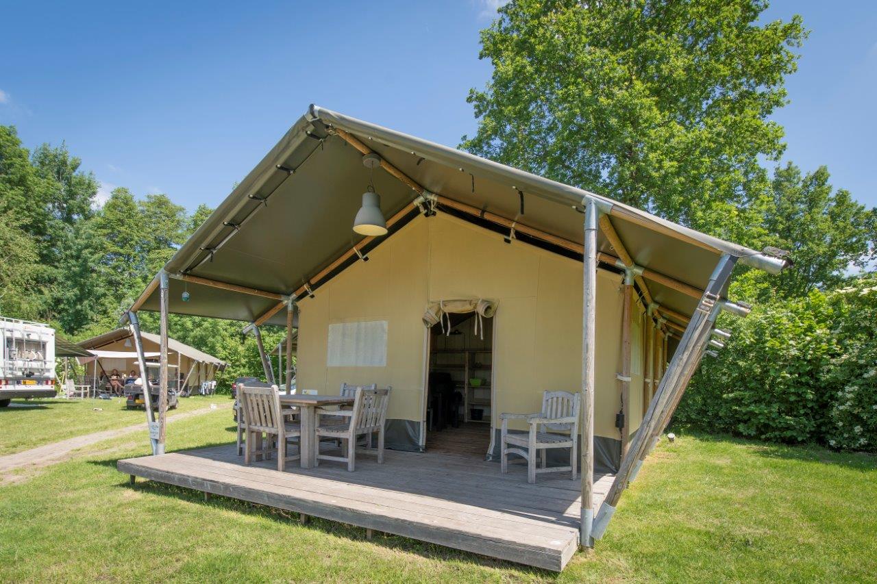 Camping de Rammelbeek - Safaritent 6 personen inclusief sanitair